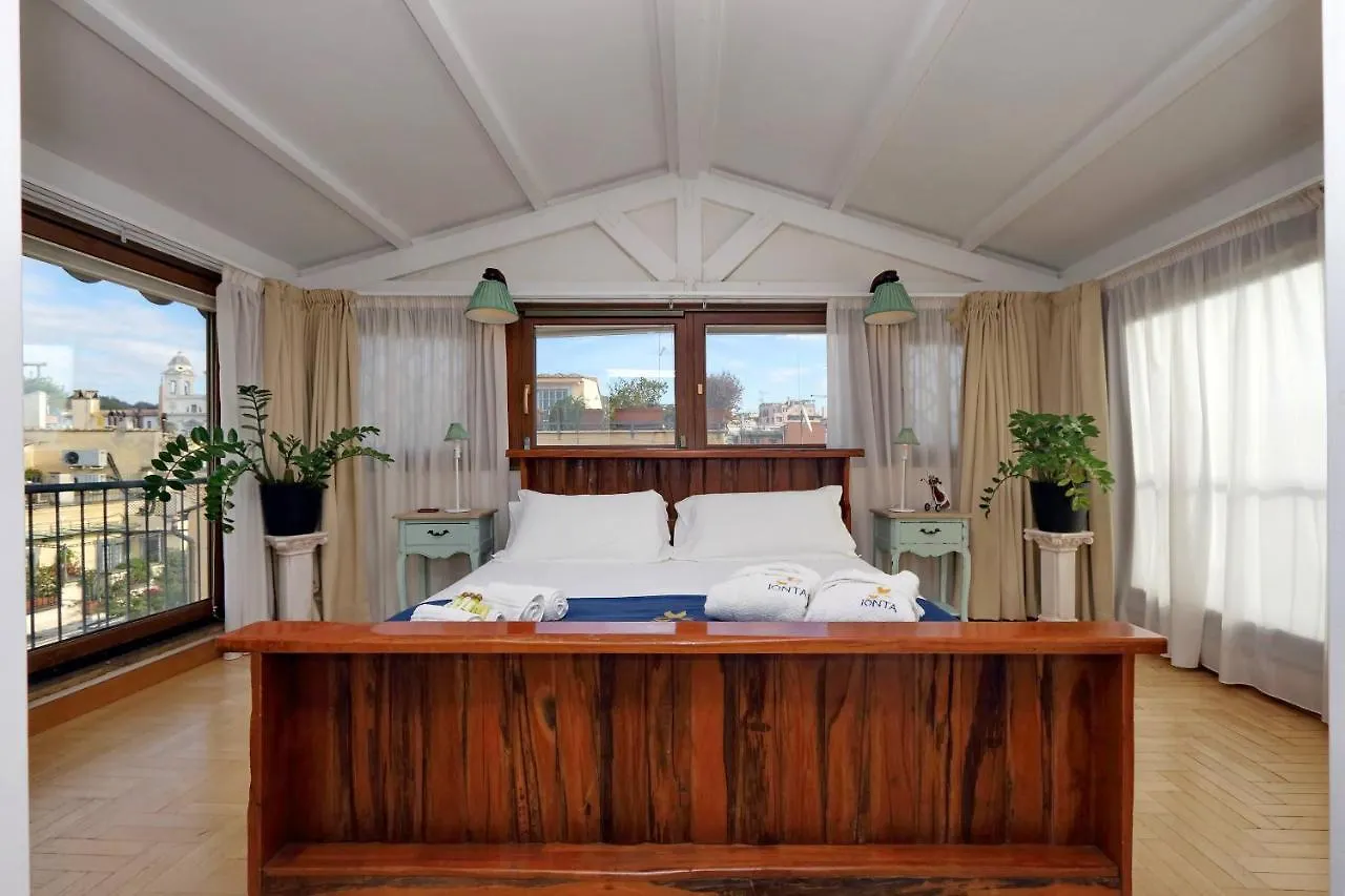 Frattina Family Romantic Superior Suite Italy