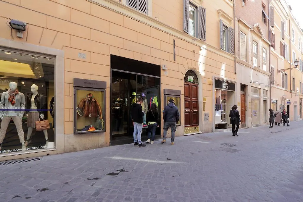Frattina Family Romantic Superior Suite Apartment Rome