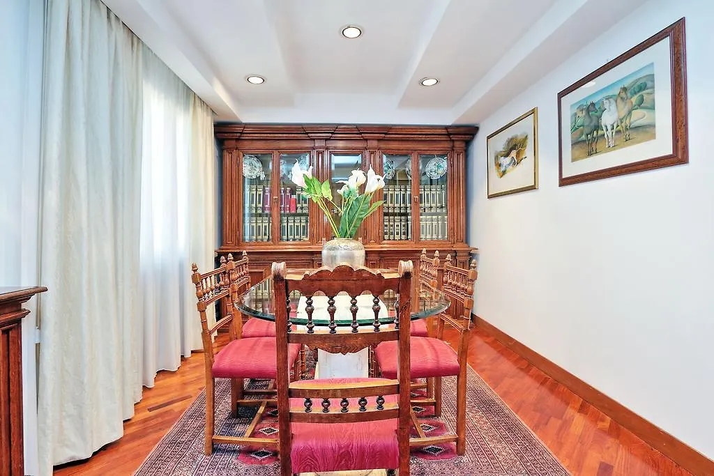 Frattina Family Romantic Superior Suite Italy